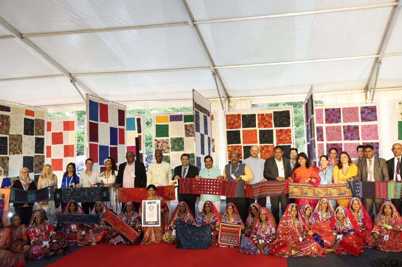 ಗಿನ್ನಿಸ್ ಬುಕ್ ದಾಖಲೆಗೆ ಸೇರಿದ ಲಂಬಾಣಿ ಕಸೂತಿ ಕಲೆ