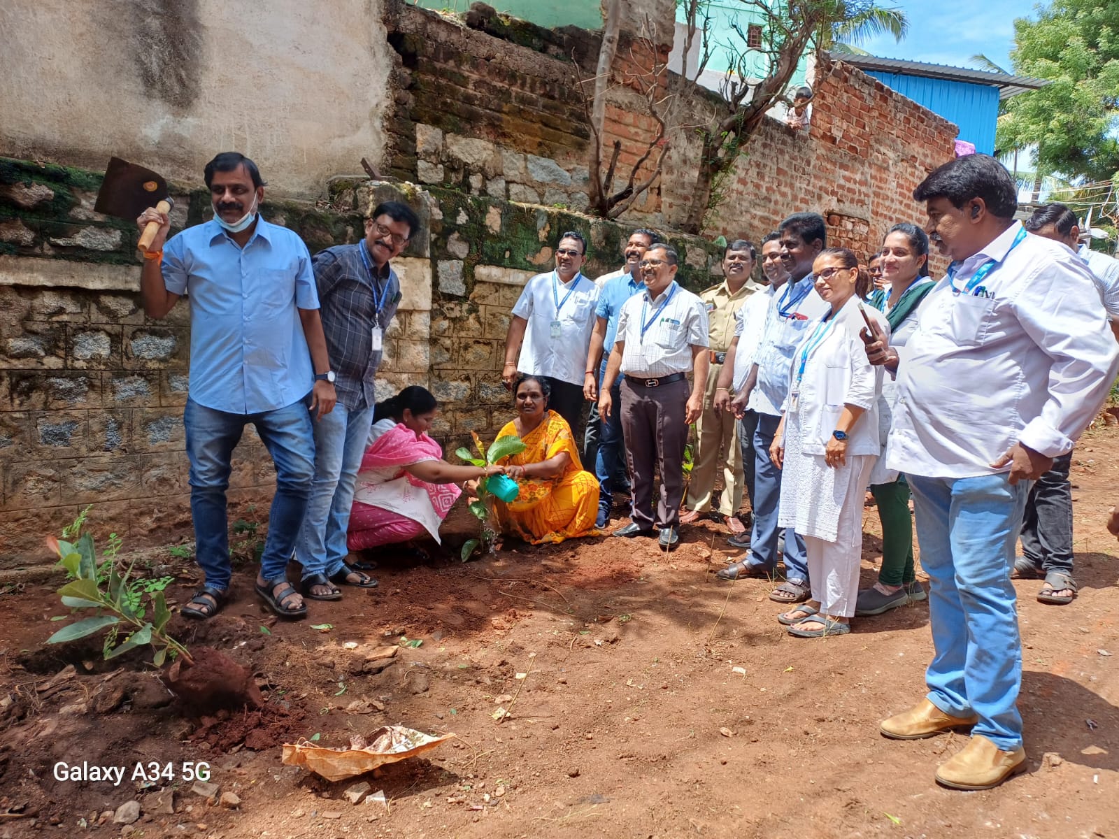 ಹೊಸಪೇಟೆ ತಾಲೂಕು ಆರೋಗ್ಯಇಲಾಖೆಯಿಂದ ವಿಶ್ವ ಪರಿಸರ ದಿನ