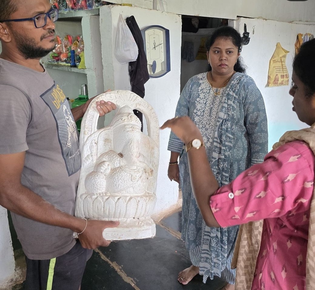 ವಿಜಯ ನಗರ ಜಿಲ್ಲಾಧಿಕಾರಿಗಳ ನಿರ್ದೇಶನದ ಮೇರೆಗೆ  ಪಿ.ಓ.ಪಿ ಗಣೇಶನ ವಿಗ್ರಹಗಳ ಪರಿಶೀಲನೆ ಮಾಡಿದ ಅಧಿಕಾರಿಗಳು