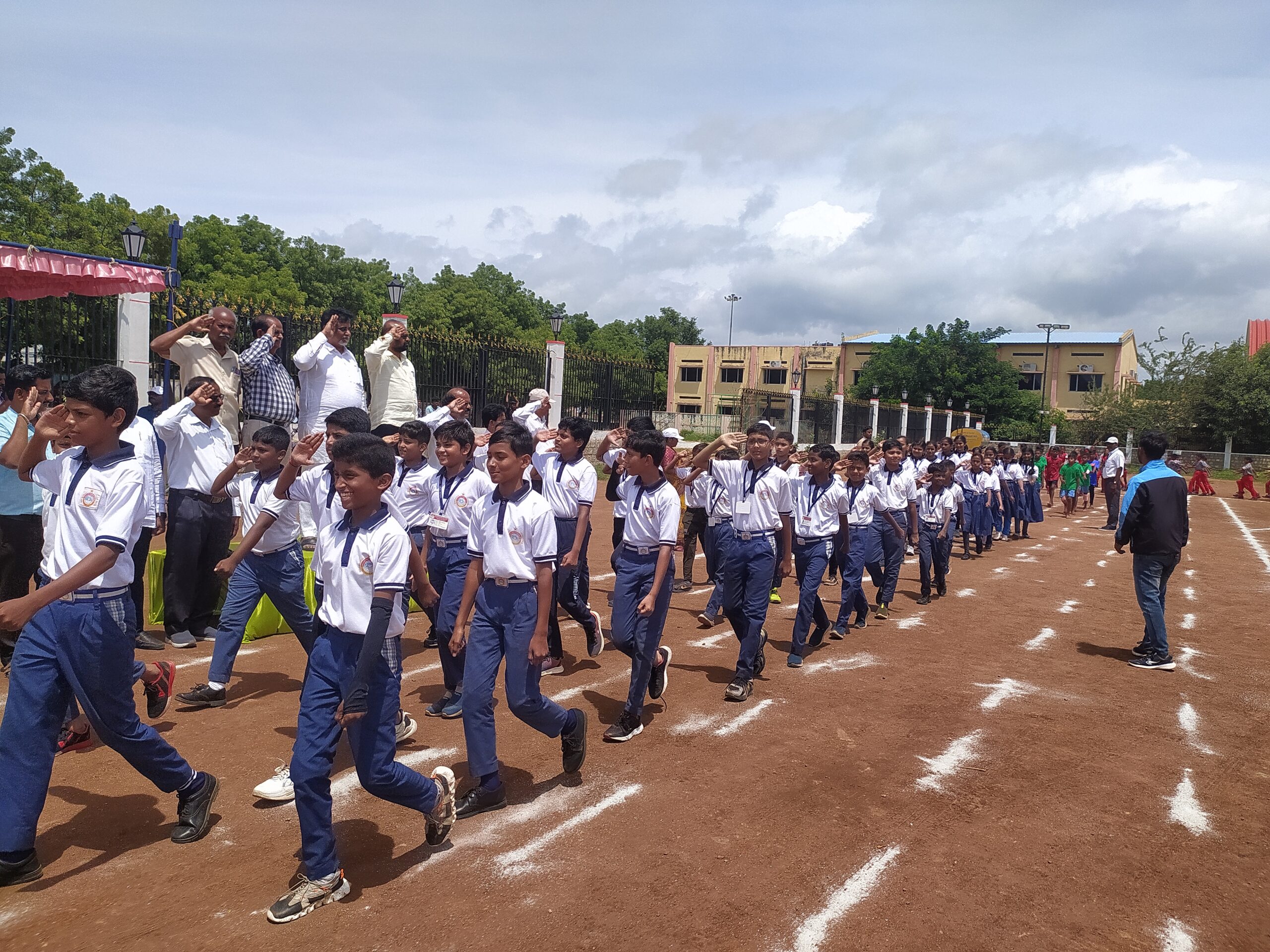 ಹೊಸಪೇಟೆ 2ನೇ ವಲಯ ಮಟ್ಟದ ಕ್ರೀಡಾಕೂಟ